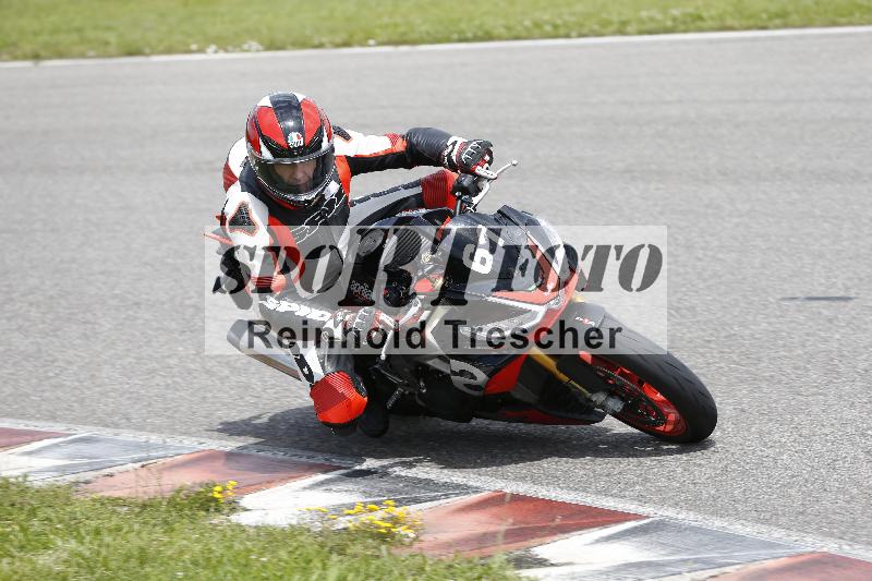 /Archiv-2024/29 12.06.2024 MOTO.CH Track Day ADR/Gruppe gelb/61